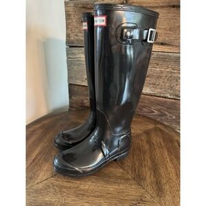 Hunter Women's Original Tall Rain Boots - Glossy  Black - Size 4 Men 5 Ladies.